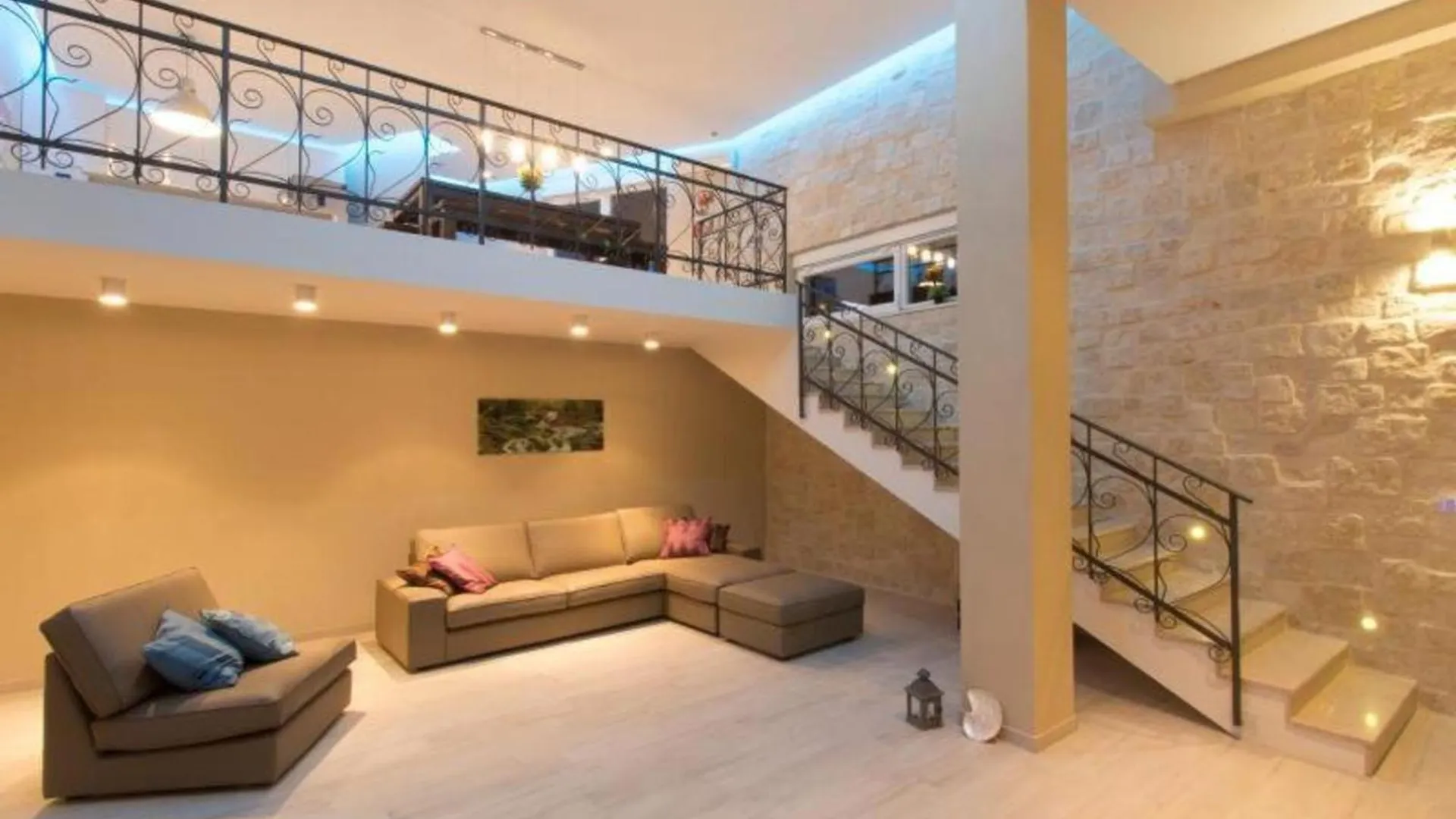 Villa Lotus 포세다르예